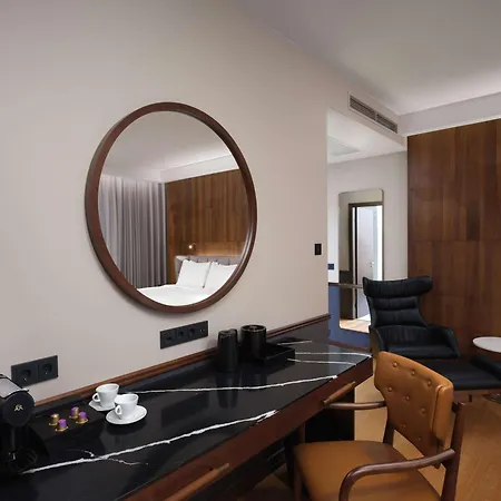 ホテル Iceland Parliament Hotel, Curio Collection By Hilton 4*
