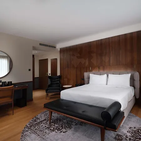 Готель Iceland Parliament Hotel, Curio Collection By Hilton 4*