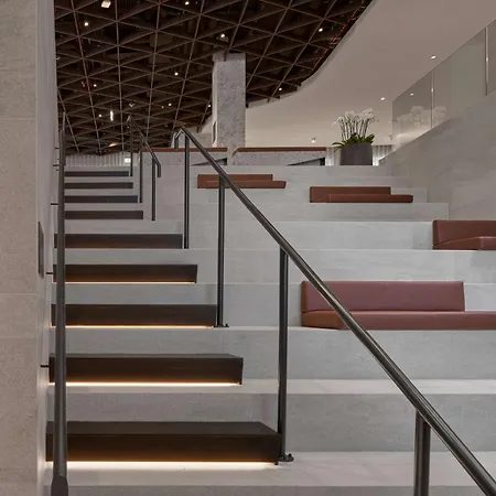 Iceland Parliament Hotel, Curio Collection By Hilton Hotel 4*
